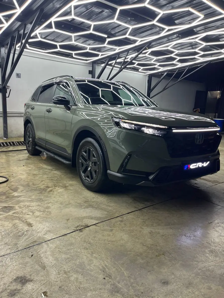 Honda CR-V Hybrid Sport, photo 1 of 3